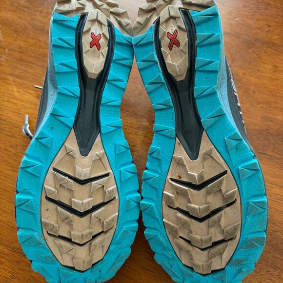 La Sportiva Jackal - Womens Size 9 - Blue (carbon / topaz) - Picture 8 of 9